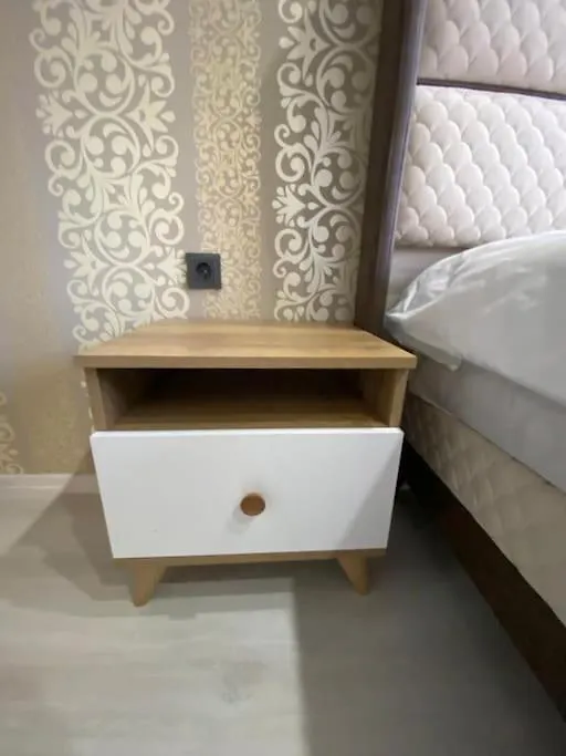 Havalimani Ve Alisveris Merkezlerine Yakin Havuzlu Daire Aksu  Apartment